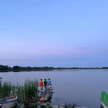 Lesna بيت للعطل *